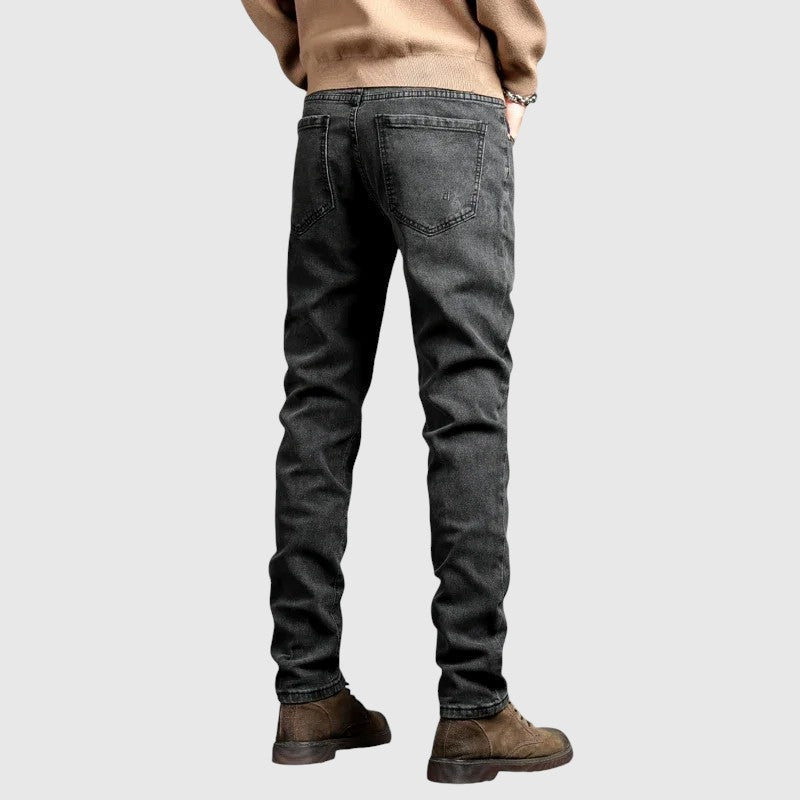 Džíny slim fit