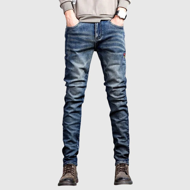 Džíny slim fit