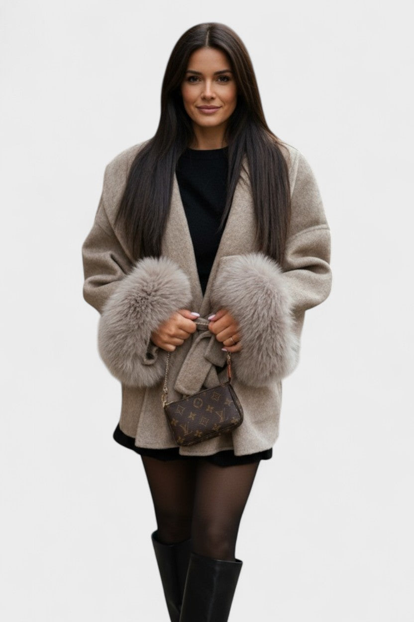 Dagmar™ | Elegantní kabát s eko kožešinou